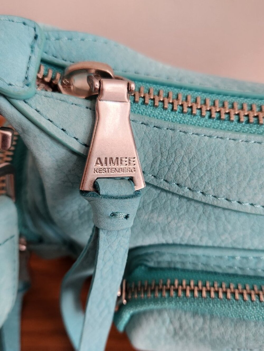AIMEE KESTENBERG “OCEAN AWAY WE GO” SMALL CONVERTIBLE GENUINE NUBUCK LEATHER CRO - Picture 3 of 9